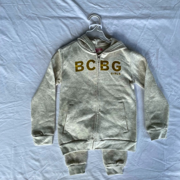 BCBGirls Other - BNWOT BCBG GIRLS Hooded Sweater and Jogger Set, 24 Months